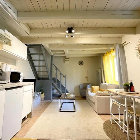 "Sainte Valiere", Appartement Calme Sur Cour Privative, Nevers Exteriör bild